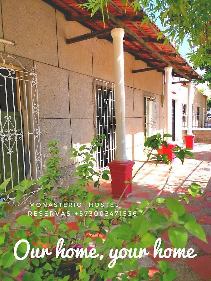 Monasterio Hostal *
